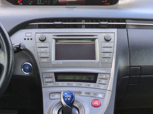 Used 2015 Toyota Prius Persona Series FWD image 17