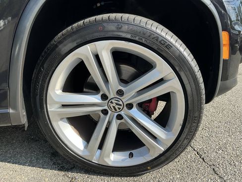 Used 2016 Volkswagen Tiguan SE AWD/4WD image 13