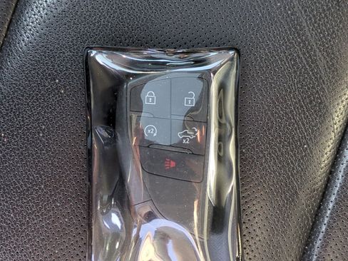 Used 2023 GMC Sierra 1500 SLT w/ SLT Convenience Package AWD/4WD image 35