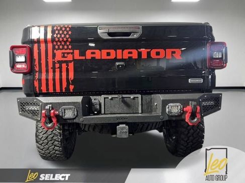Used 2020 Jeep Gladiator Overland w/ LED Lighting Group AWD/4WD image 7