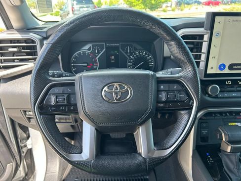 Used 2023 Toyota Tundra Limited AWD/4WD image 17
