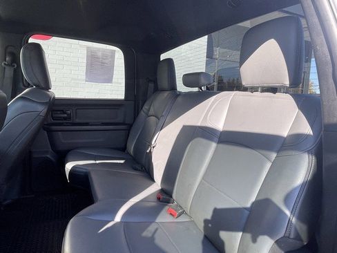 Used 2021 RAM 2500 Tradesman w/ Chrome Appearance Group image 25