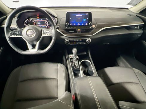 Used 2023 Nissan Altima 2.5 SV FWD image 30