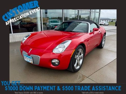 Used 2006 Pontiac Solstice Convertible w/ Premium Package RWD image 1