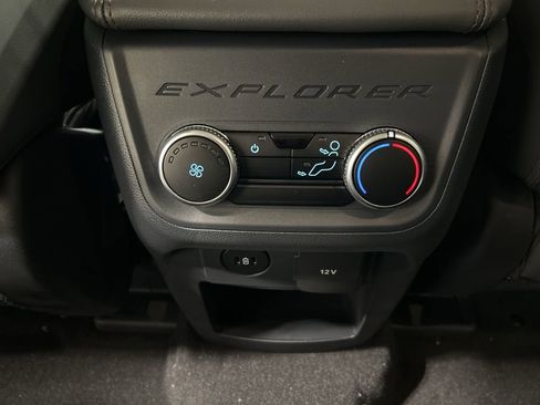 New 2026 Ford Explorer Active image 24
