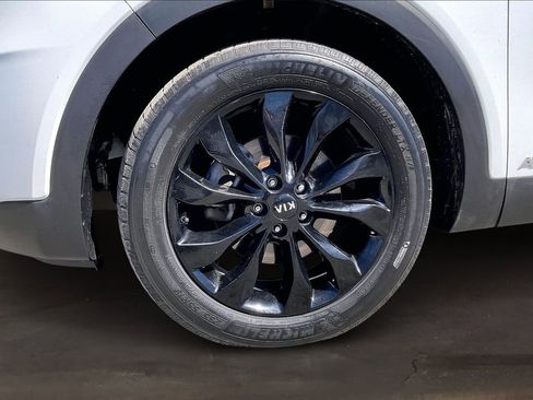 Used 2020 Kia Sorento EX image 34