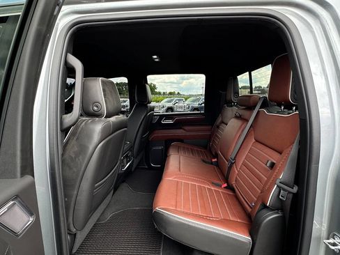 Certified 2024 GMC Sierra 2500 Denali Ultimate w/ Snow Plow Prep/Camper Package AWD/4WD image 26