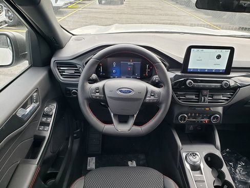 New 2026 Ford Escape ST-Line w/ Cold Weather Package AWD/4WD image 14