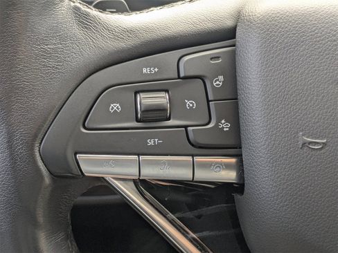 Used 2023 Cadillac Escalade ESV Sport w/ Touring Package image 28