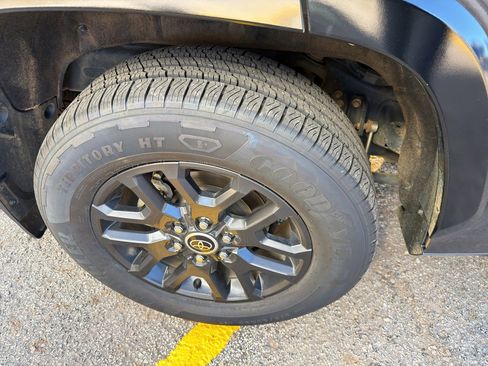 Used 2023 Toyota Sequoia Platinum image 27