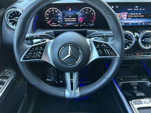 Used 2026 Mercedes-Benz GLB 250 image 18