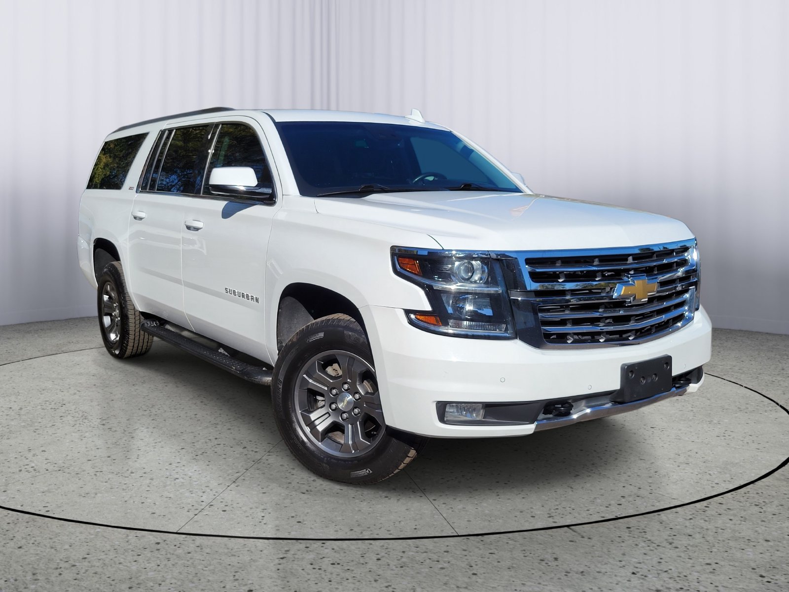 Used 2019 Chevrolet Suburban LT w/ Luxury Package AWD/4WD 360° Tour
