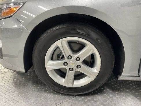 Used 2024 Chevrolet Malibu LT FWD image 10