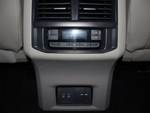 Used 2021 Volkswagen Atlas SEL image 33