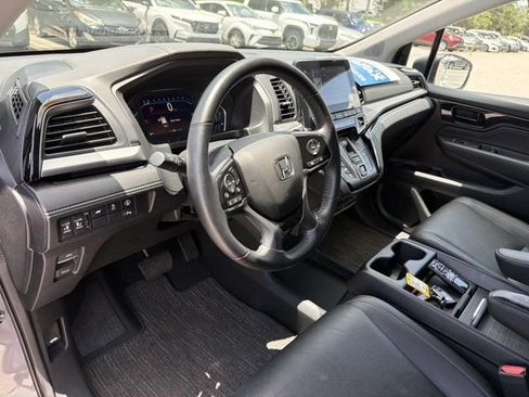 Used 2022 Honda Odyssey Touring image 12
