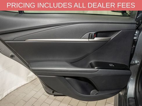 Used 2026 Toyota Camry SE w/ Convenience Package FWD image 9