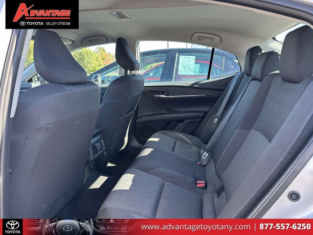 Used 2026 Toyota Camry LE AWD/4WD image 14