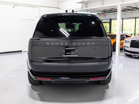 Used 2024 Land Rover Range Rover SE AWD/4WD image 19