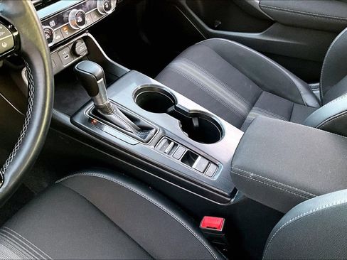 Used 2024 Honda Civic Sport image 15