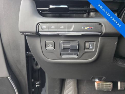 Used 2024 Cadillac Escalade V AWD/4WD image 26