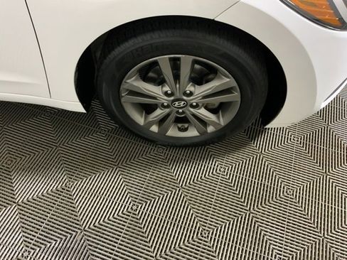 Used 2017 Hyundai Elantra Value Edition w/ Cargo Package image 19