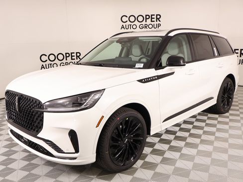 New 2026 Lincoln Aviator Reserve image 10