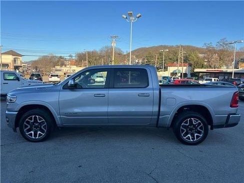 Used 2025 RAM 1500 Laramie image 38