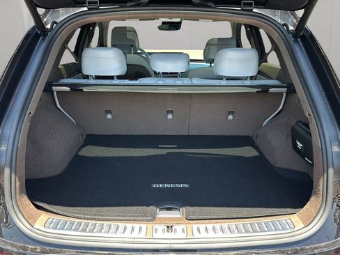 Certified 2026 Genesis GV70 2.5T Advanced AWD/4WD image 10