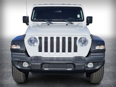 Used 2019 Jeep Wrangler Unlimited Sport S image 2
