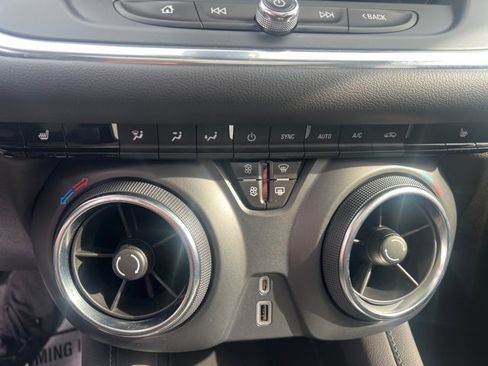 Used 2022 Chevrolet Blazer LT w/ Sound & Technology Package image 15