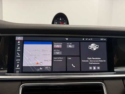 Used 2018 Porsche Panamera 4 w/ Premium Package Plus AWD/4WD image 59