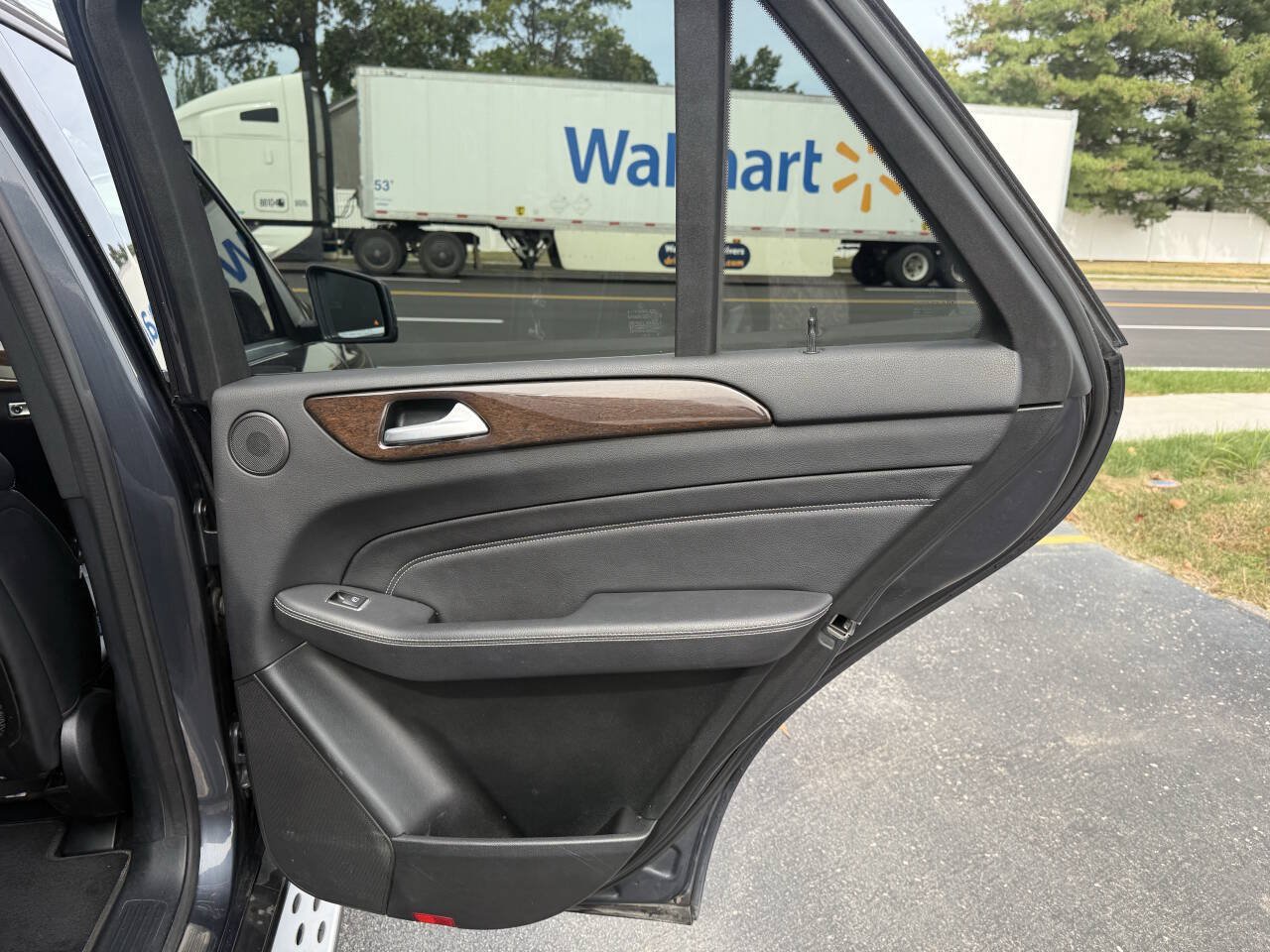 Used 2014 Mercedes-Benz ML 350 4MATIC image 11