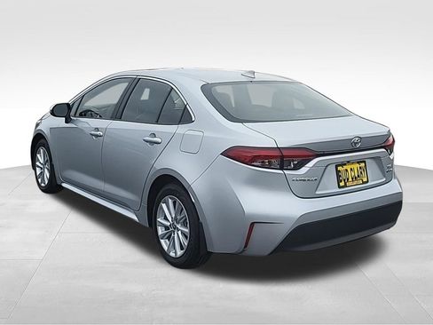 New 2026 Toyota Corolla XLE image 3