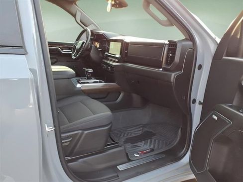 Used 2024 Chevrolet Silverado 1500 RST image 19