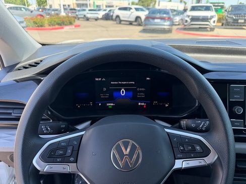 Used 2022 Volkswagen Taos S AWD/4WD image 15