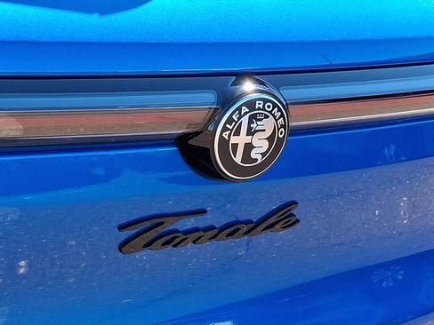 New 2026 Alfa Romeo Tonale Veloce w/ Quick Order Package 23H Volce AWD/4WD image 22