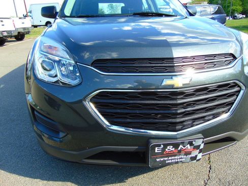 Used 2017 Chevrolet Equinox LS AWD/4WD image 33