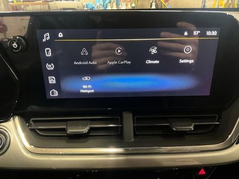 New 2026 Chevrolet Trax LT w/ Driver Confidence Package FWD image 18