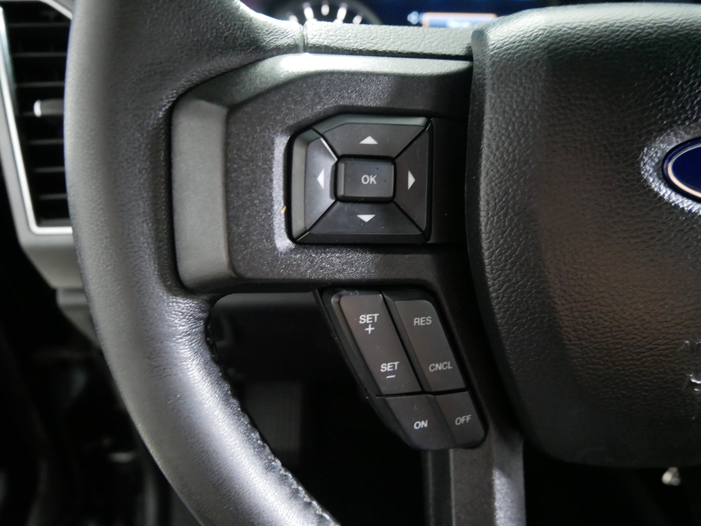Used 2018 Ford F150 4x4 SuperCrew image 27