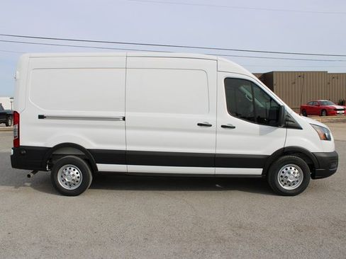 New 2026 Ford Transit 250 148 Medium Roof w/ Load Area Protection Package image 3