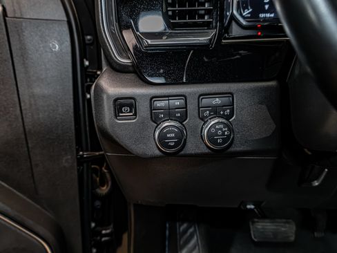 Used 2023 GMC Sierra 1500 Elevation AWD/4WD image 16