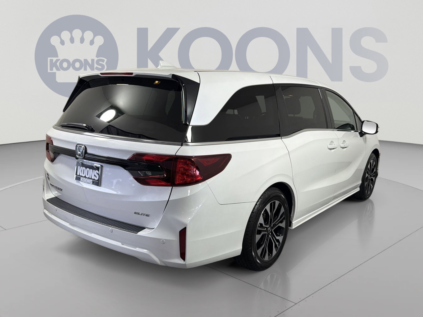 Used 2025 Honda Odyssey Elite image 7
