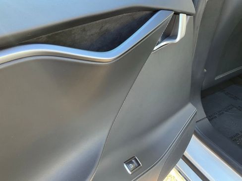 Used 2021 Tesla Model S Long Range Plus image 50