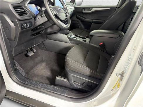 Used 2024 Ford Escape Active w/ Tech Pack #1 AWD/4WD image 10