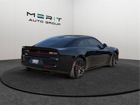 Used 2024 Dodge Charger Daytona Scat Pack w/ Plus Group AWD/4WD image 9