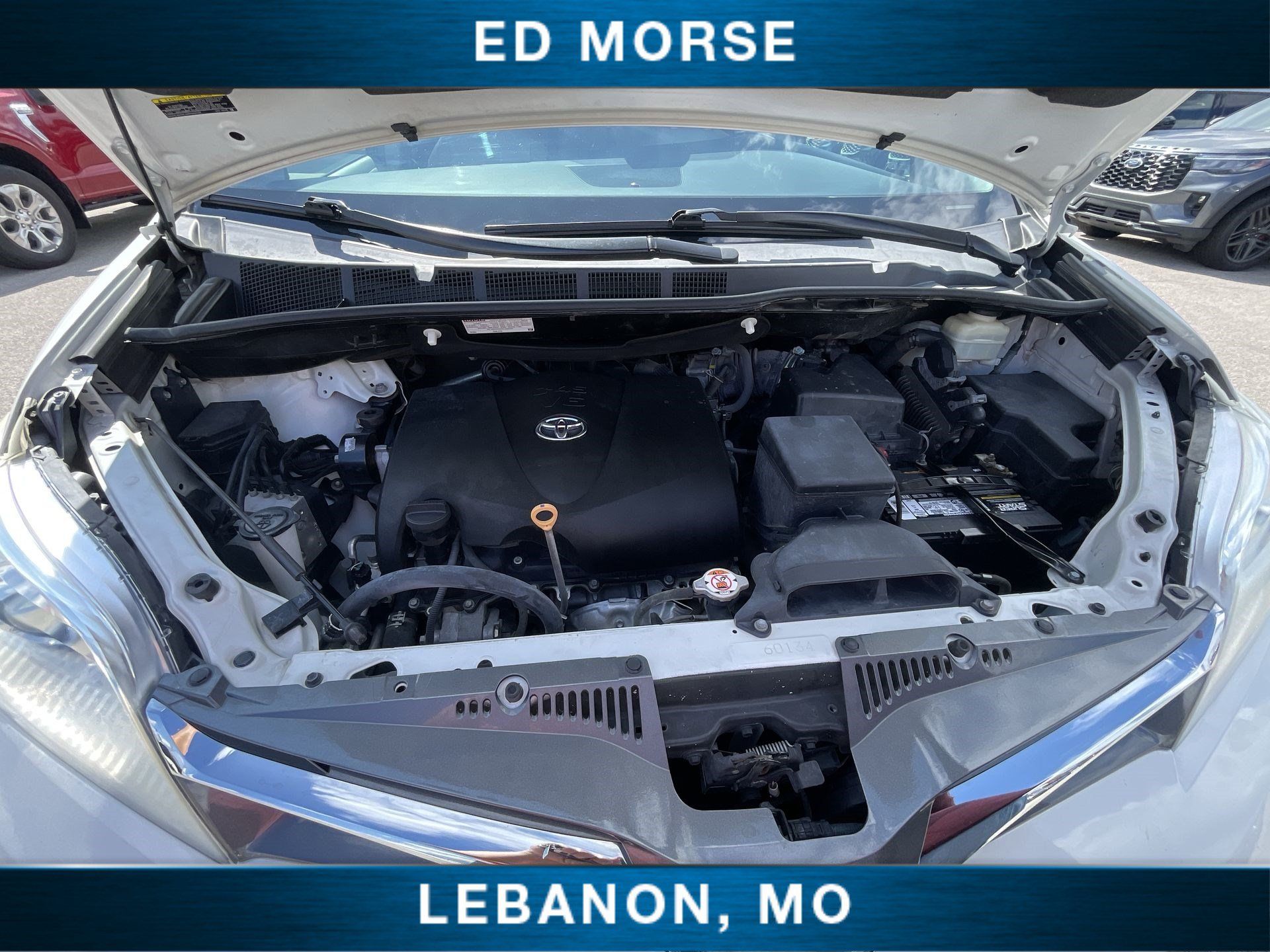 Used 2018 Toyota Sienna XLE w/ XLE Navigation Package FWD image 27