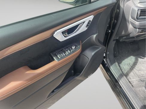 New 2026 Subaru Forester Touring image 9