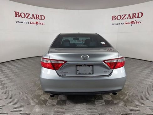 Used 2015 Toyota Camry XLE FWD image 7