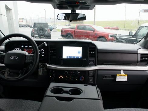 New 2026 Ford F350 XLT image 30
