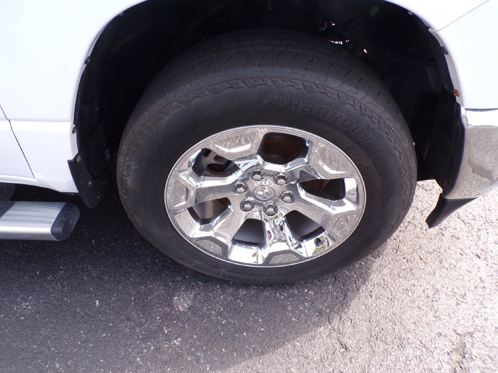 Used 2022 RAM 1500 Big Horn AWD/4WD image 5